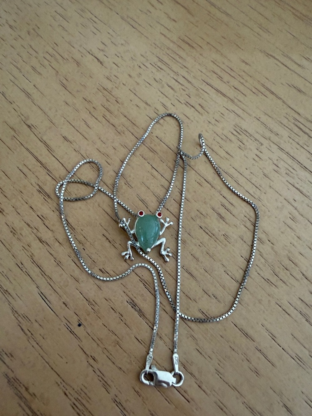 Sterling Silver Frog Pendant Necklace with Green Stone